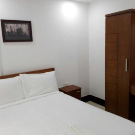Pgs Inn Kochi Eksteriør bilde