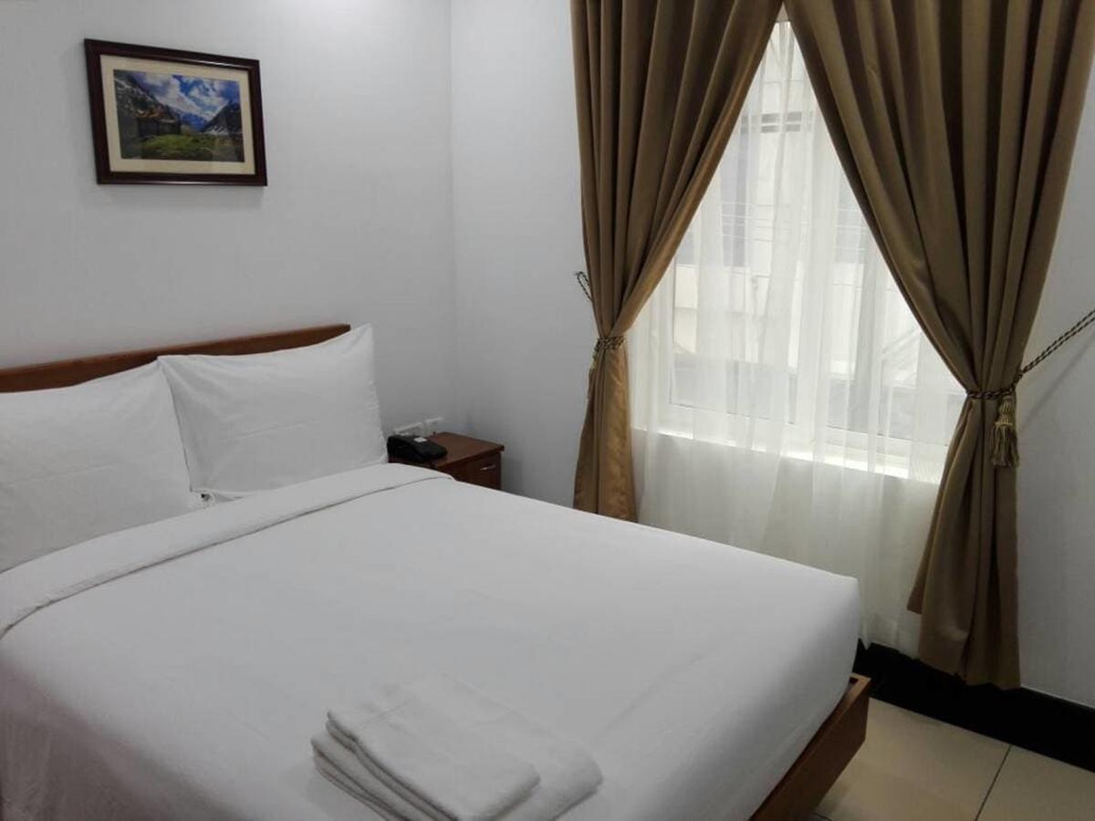 Pgs Inn Kochi Eksteriør bilde